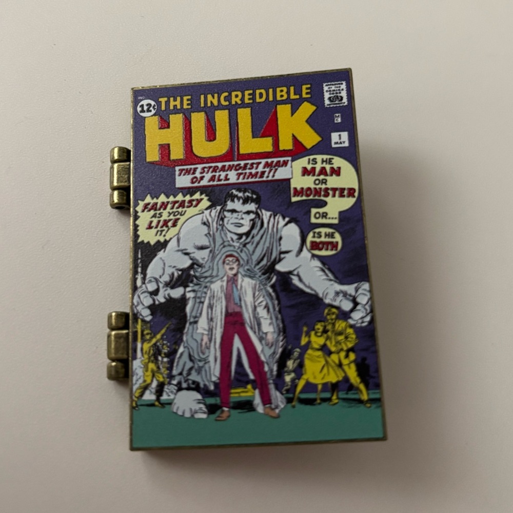 LIMITED EDITION The Incredible Hulk Comic Book Pin